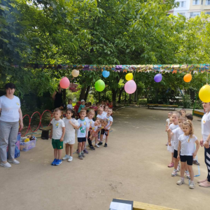 ,,STARTURI VESELE ,, s-au desfășurat în IET NR.30 ,cu copii grupei medii nr.14