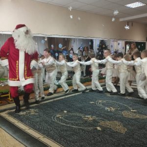 Activități extracurriculare desfășurate cu datini și obiceiuri străbune de către coppilașii din toate grupele de vârstă din GRADINIȚA NR.30